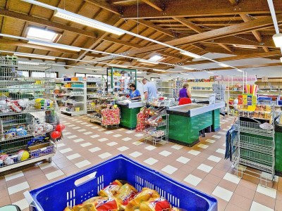 Holiday park Caravan park Del Garda Village, Peschiera-formerly TUI Ferienhaus - Outdoor photo 16