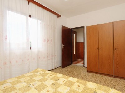 Apartment Three bedroom apartment with terrace and sea view Zavalatica, Korčula A-545-a - Outdoor photo 19