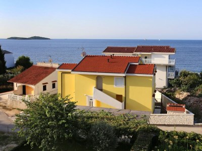 Apartment Three bedroom apartment near beach Zečevo Rtić, Rogoznica A-11869-a - Outdoor photo 6