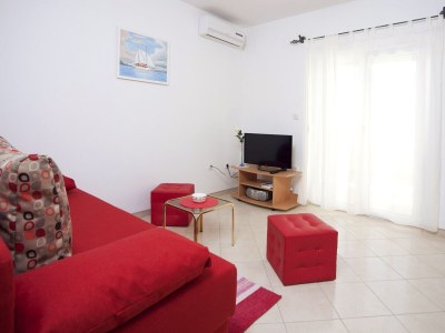 Apartment Three bedroom apartment near beach Zečevo Rtić, Rogoznica A-11869-a - Outdoor photo 17