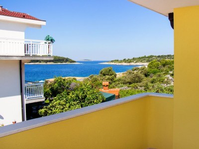 Apartment Two bedroom apartment near beach Zečevo Rtić, Rogoznica A-11869-c in Rogoznica - Apartment