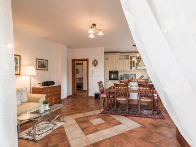 Apartment Two bedroom apartment with terrace Sutomišćica, Ugljan A-13872-b - Outdoor photo 23