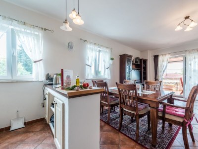 Apartment Two bedroom apartment with terrace Sutomišćica, Ugljan A-13872-b - Outdoor photo 26