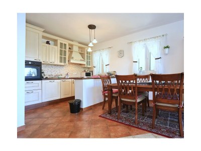 Apartment Two bedroom apartment with terrace Sutomišćica, Ugljan A-13872-b - Outdoor photo 28