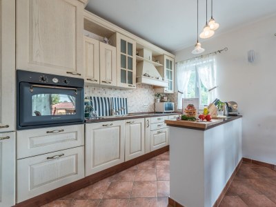 Apartment Two bedroom apartment with terrace Sutomišćica, Ugljan A-13872-b - Outdoor photo 29