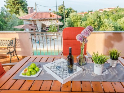 Apartment Two bedroom apartment with terrace Sutomišćica, Ugljan A-13872-b - Outdoor photo 56