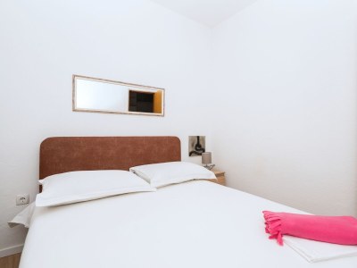 Apartment One bedroom apartment with air-conditioning Makarska A-21425-a - Outdoor photo 14