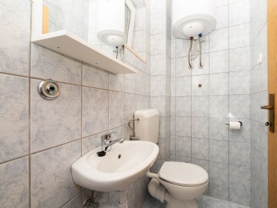 Apartment One bedroom apartment with air-conditioning Makarska A-21425-a - Outdoor photo 18