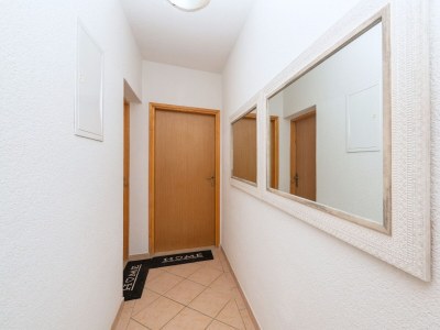 Apartment One bedroom apartment with air-conditioning Makarska A-21425-a - Outdoor photo 20