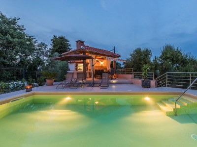 Apartment One bedroom apartment with air-conditioning Sutomišćica, Ugljan A-13872-c - Outdoor photo 18