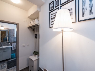 Apartment One bedroom apartment with air-conditioning Sutomišćica, Ugljan A-13872-c - Outdoor photo 48