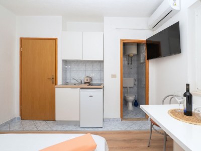 Apartment Studio flat with air-conditioning Makarska AS-21425-b - Outdoor photo 9