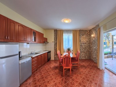 Apartment Three bedroom apartment near beach Rogoznica A-17458-b - Outdoor photo 5