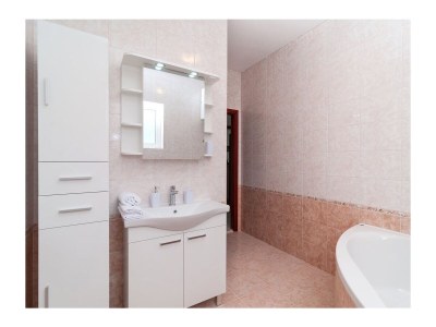 Apartment Two bedroom apartment with balcony Kaštel Novi, Kaštela A-24745-a - Outdoor photo 15