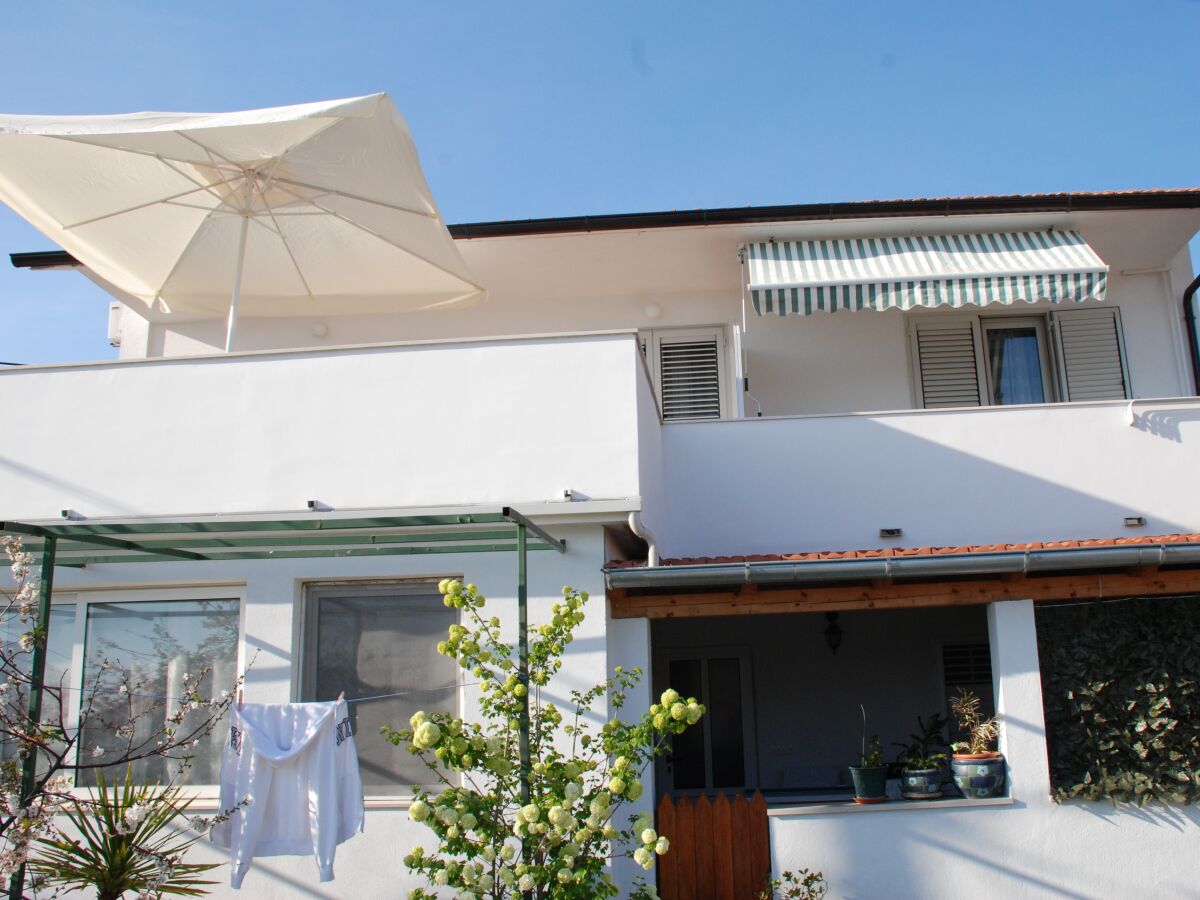 Holiday room with balcony and sea view Hvar S-13161-b - Outdoor photo 2