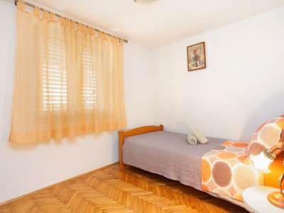 Apartment Two bedroom apartment with terrace Trogir A-15517-a - Outdoor photo 33