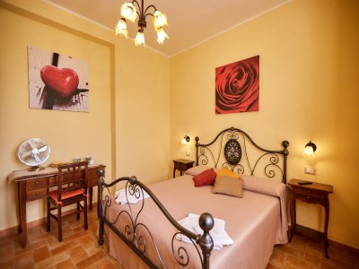 Apartment Apartment with swimming pool in Tuscany - Features photo 11