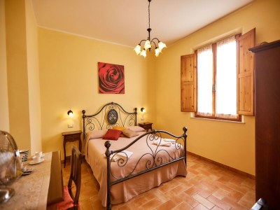 Apartment Apartment with swimming pool in Tuscany - Features photo 17