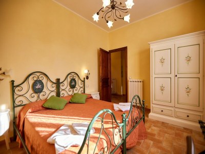 Apartment Apartment with swimming pool in Tuscany - Features photo 22