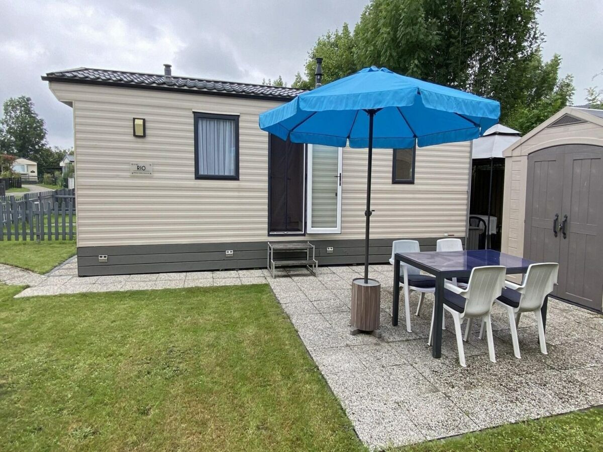 Holiday house Mobile Home in Wemeldinge near Oosterschelde - Outdoor photo 2