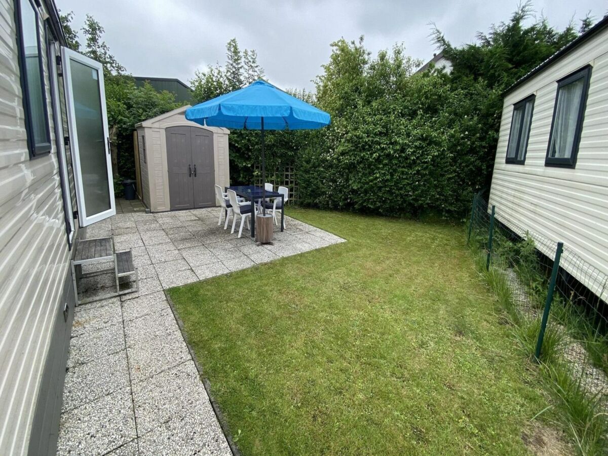 Holiday house Mobile Home in Wemeldinge near Oosterschelde - Outdoor photo 4