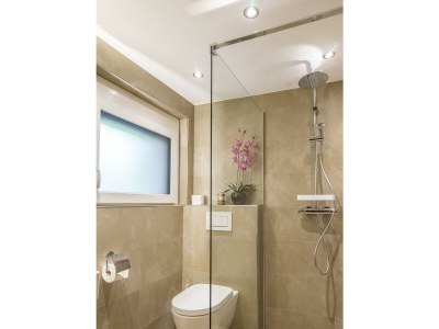 Apartment WG 1/ 3 Schlafräume / Bad/WC / Dusche/WC - Outdoor photo 4