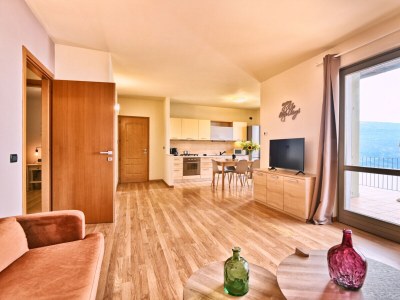 Apartment La Terrazza sul Lago - Features photo 9