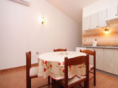 Apartment One bedroom apartment with balcony and sea view Prižba, Korčula A-9227-b - Outdoor photo 9