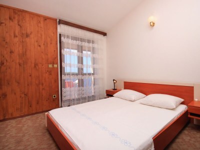 Apartment One bedroom apartment with balcony and sea view Prižba, Korčula A-9227-c - Outdoor photo 11