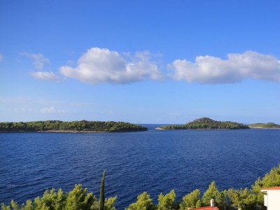 Apartment One bedroom apartment with balcony and sea view Prižba, Korčula A-9227-c - Outdoor photo 17