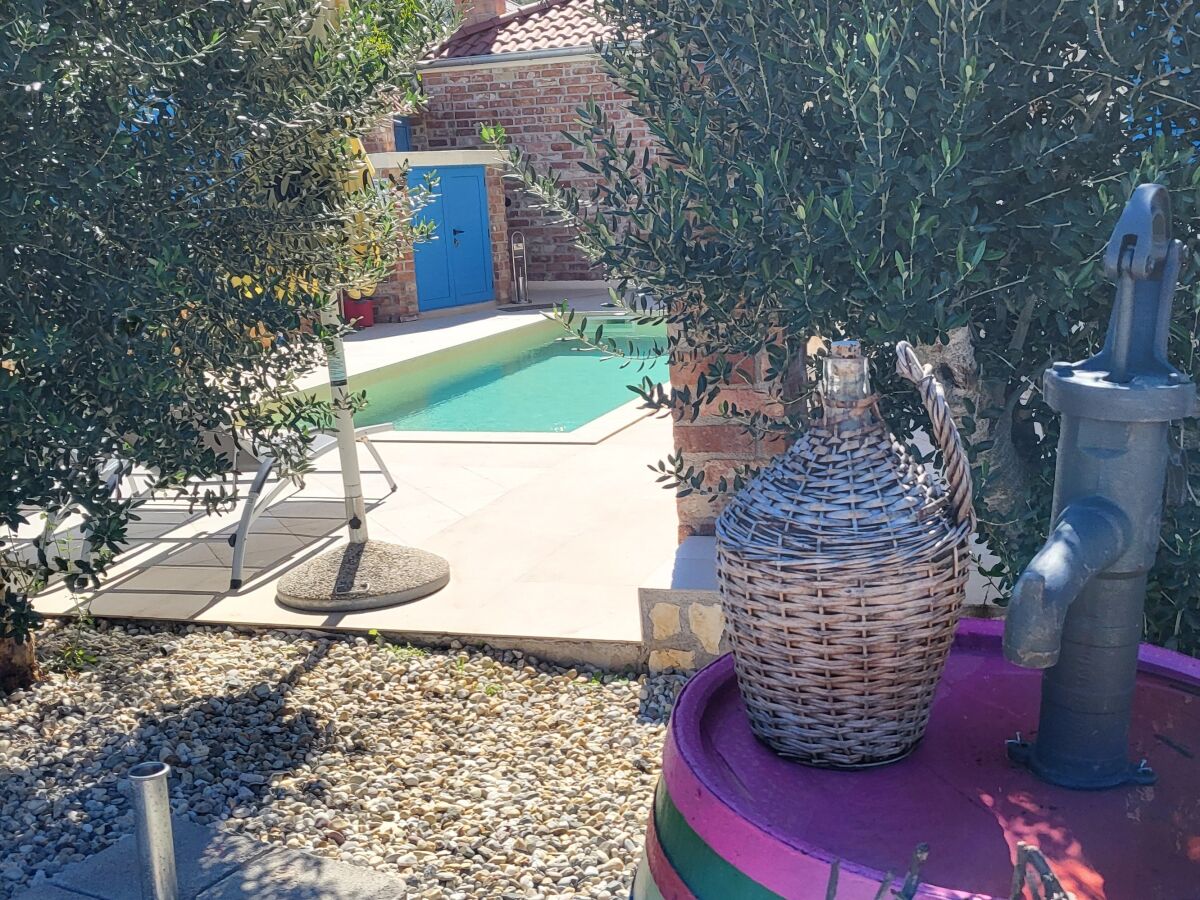 Holiday house Comfortable and spacious house with terrace and sea view Ždrelac, Pašman K-24952 - Outdoor photo 5