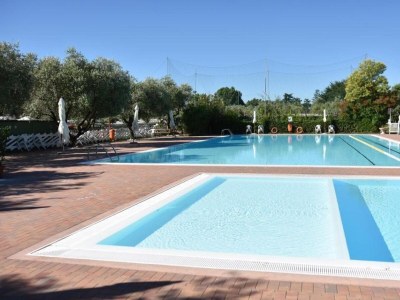 Holiday park Mobile home in Paddenghe Sulgarda with terrace in Lake Garda - Lombardy - Holiday park
