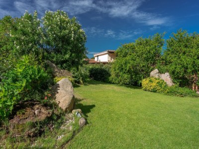 Holiday park Residence mit Gemeinschaftspool in Palau - Outdoor photo 2