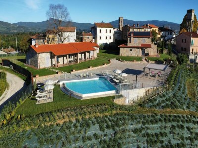 Holiday house Geräumige Wohnung in Poppi mit Gemeinschaftspool - Outdoor photo 10