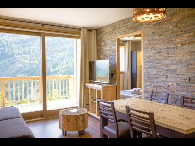 Apartment Charming Apartment with Pool in Tignes - Features photo 14