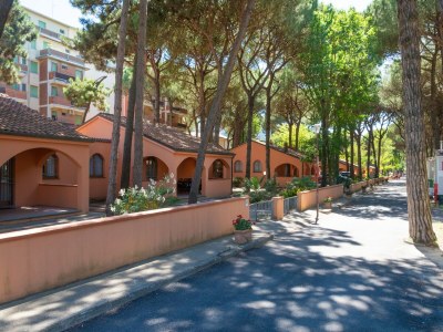 Holiday park Bungalow im Po-Delta mit Strandzugang in Lido di Spina - Holiday park