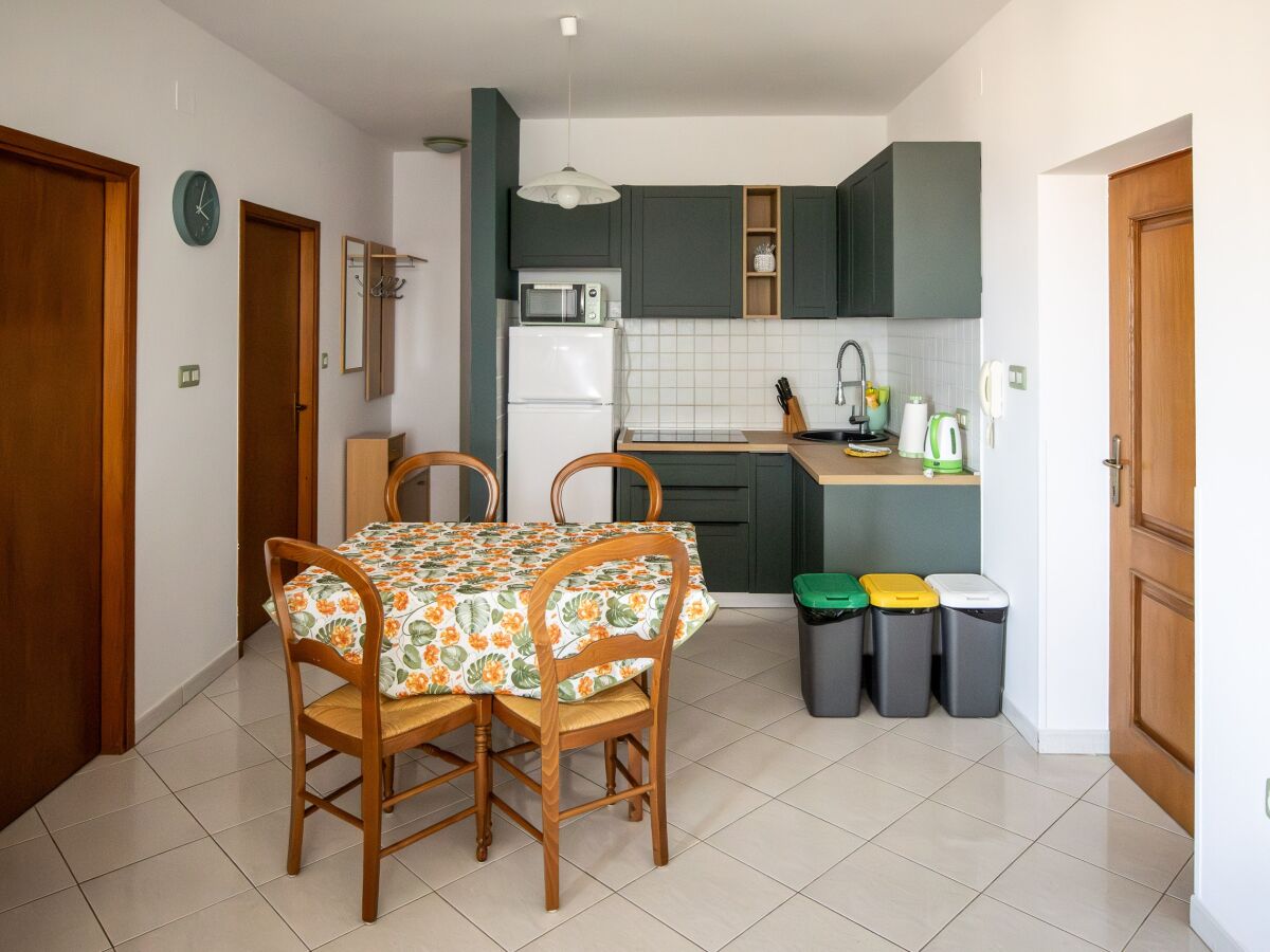 Apartment Two bedroom apartment with terrace and sea view Mali Lošinj, Lošinj A-8026-c - Outdoor photo 2