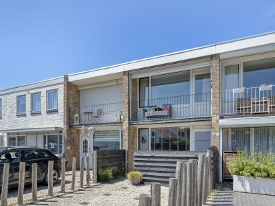 Holiday apartment Just a stone's throw from the beach - Outdoor photo 3