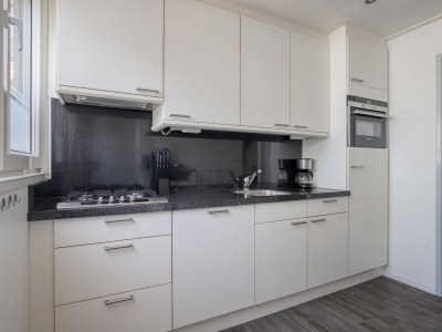 Holiday apartment Just a stone's throw from the beach - Features photo 13