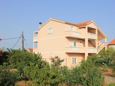 Apartment Two bedroom apartment with terrace and sea view Kraj, Pašman A-331-a - Outdoor photo 4