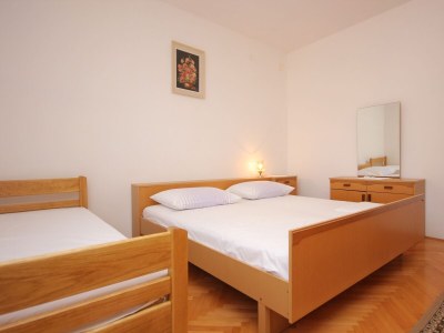 Apartment Two bedroom apartment with terrace and sea view Kraj, Pašman A-331-a - Outdoor photo 21