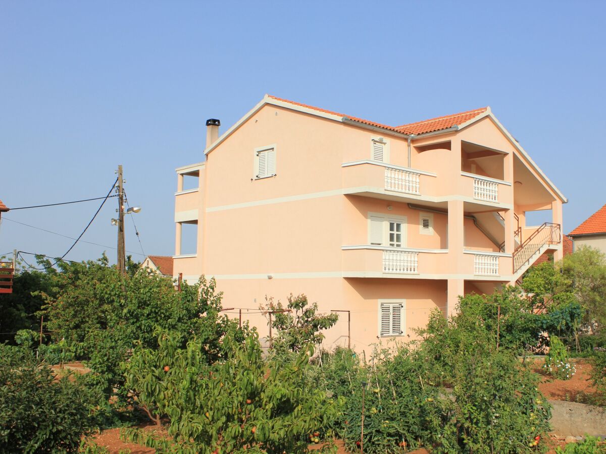 Apartment One bedroom apartment with terrace and sea view Kraj, Pašman A-331-b - Outdoor photo 4