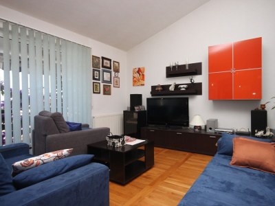 Apartment Two bedroom apartment with balcony and sea view Makarska A-9696-a - Outdoor photo 10