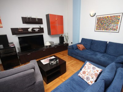 Apartment Two bedroom apartment with balcony and sea view Makarska A-9696-a - Outdoor photo 11