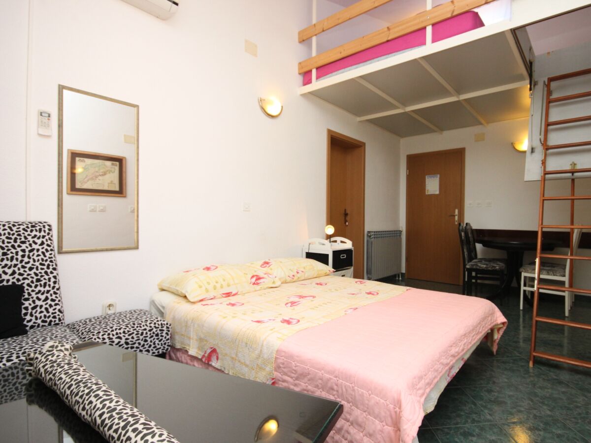 Apartment Apartments with parking space Makarska - 9696