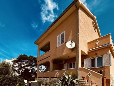 Apartment Two bedroom apartment with terrace and sea view Vidalići, Pag A-24330-a - Outdoor photo 9