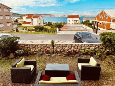 Apartment Studio flat with terrace and sea view Vidalići, Pag AS-24330-a in Novalja - Apartment