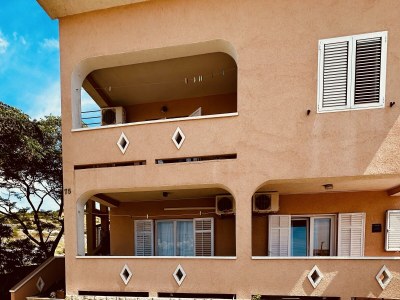 Apartment Studio flat with terrace and sea view Vidalići, Pag AS-24330-a - Outdoor photo 3