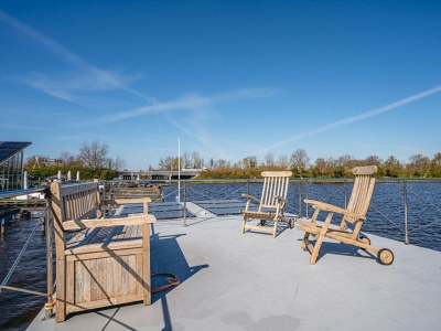 Holiday park Houseboat at Marina with Lake Views - Outdoor photo 6