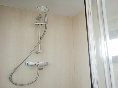 Holiday park Houseboat at Marina with Lake Views - Features photo 18